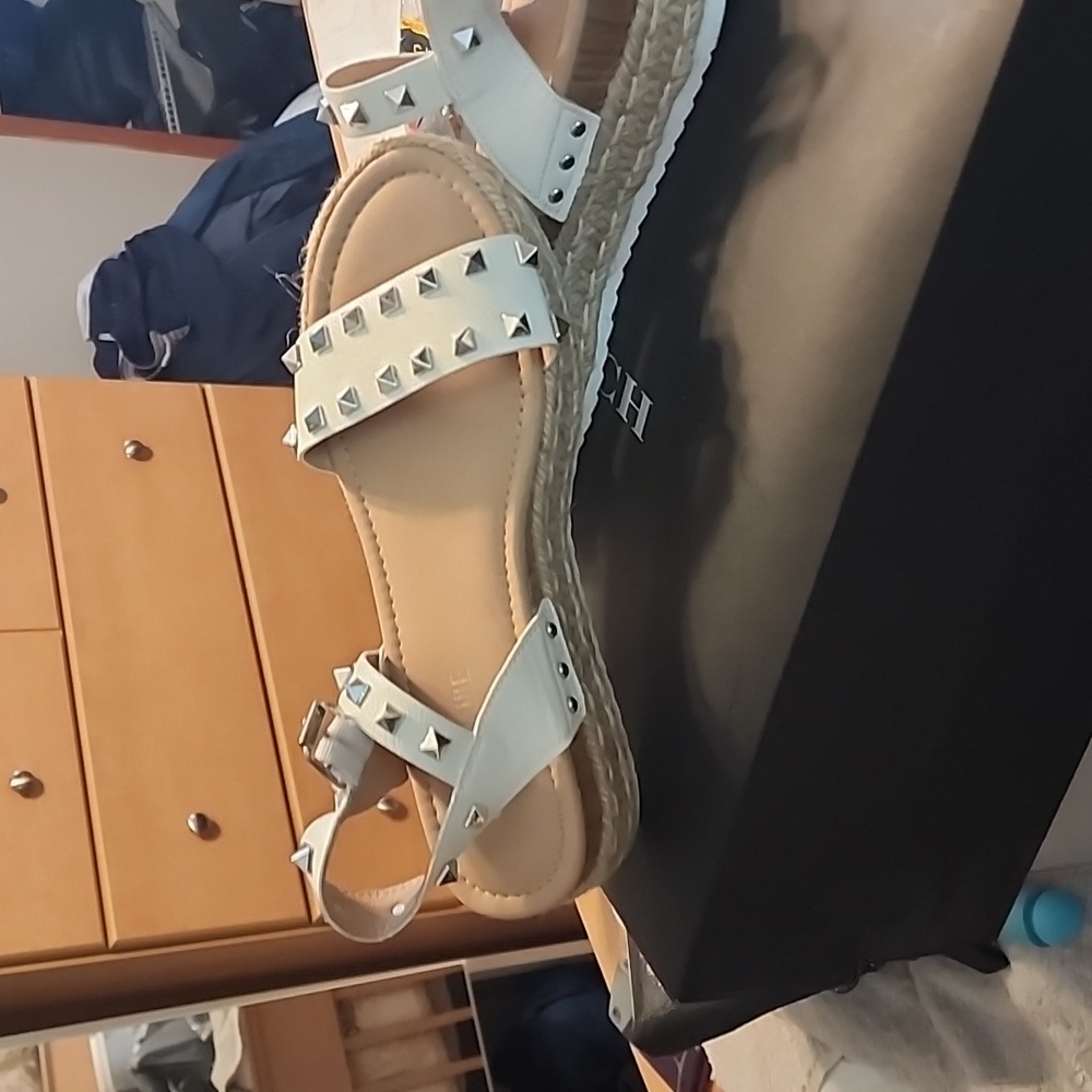 Steve madden sandals